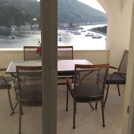 Apartment Zaklopatica Lastovo Dış mekan fotoğraf