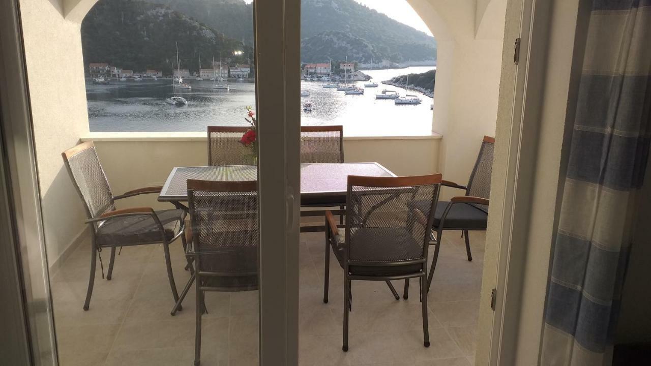 Apartment Zaklopatica Lastovo Dış mekan fotoğraf
